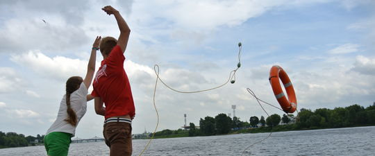 Водная подготовка с юными ДОСААФавцами